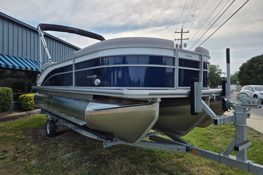 Harris Cruiser 210 CWDH