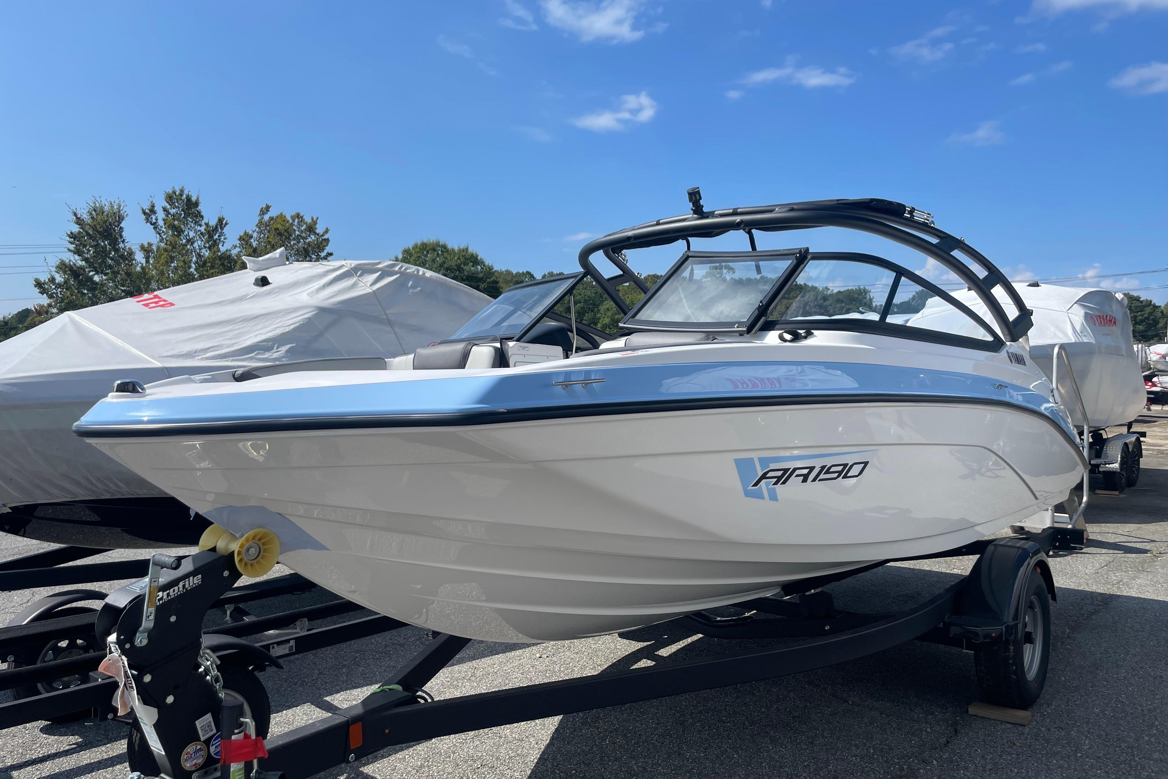 Yamaha Boats AR190