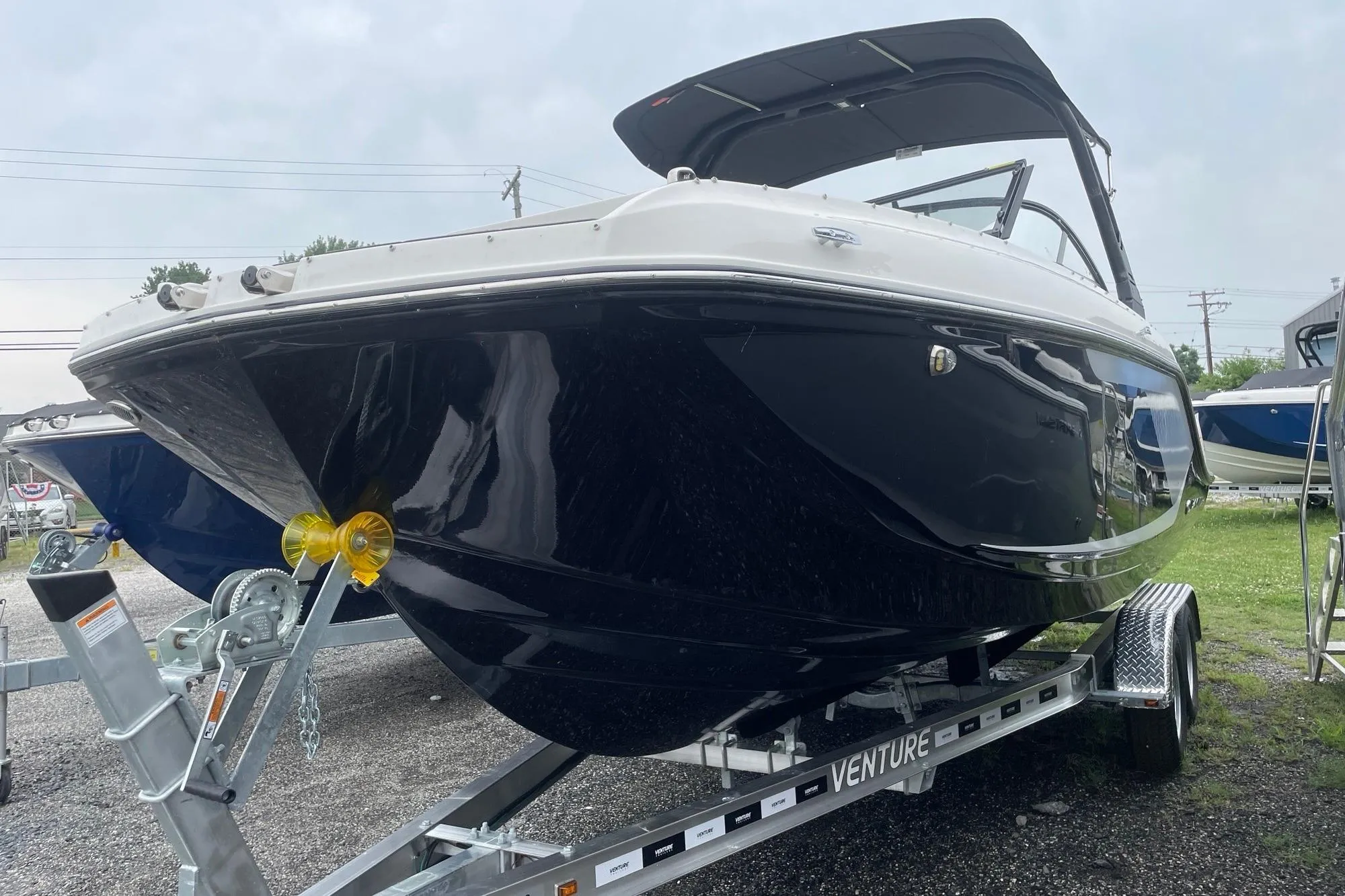 Bayliner D22